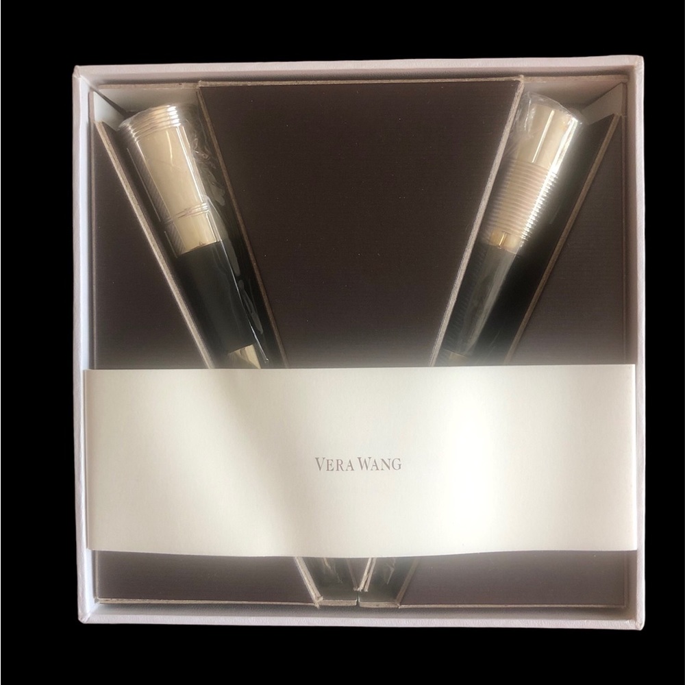 Vera Wang Challis Set / 2 Bottle Stopper. NEW In Box. Never Used. Great gift.